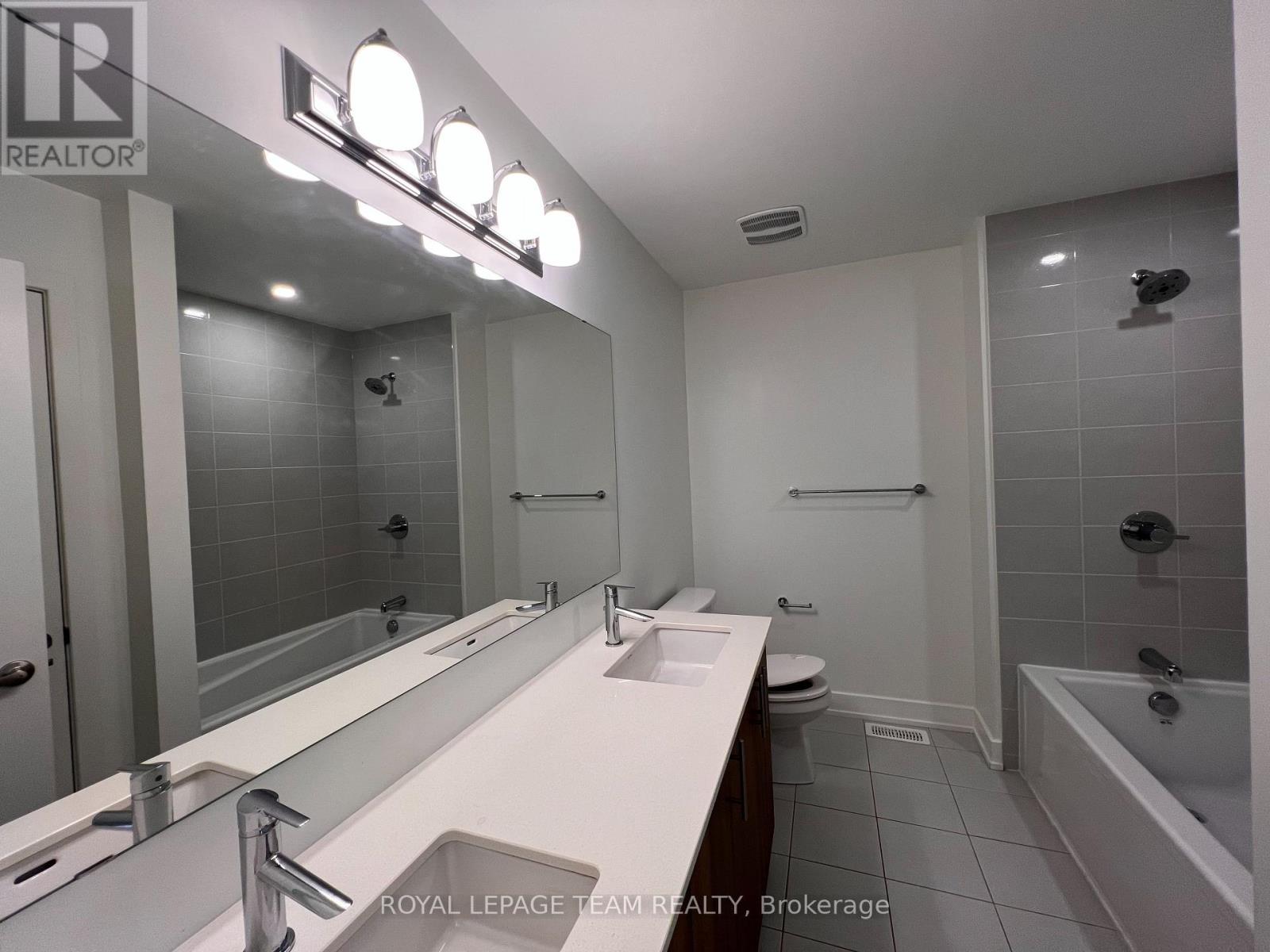 Photo 9 of 601 Rathburn Lane, Ottawa ON