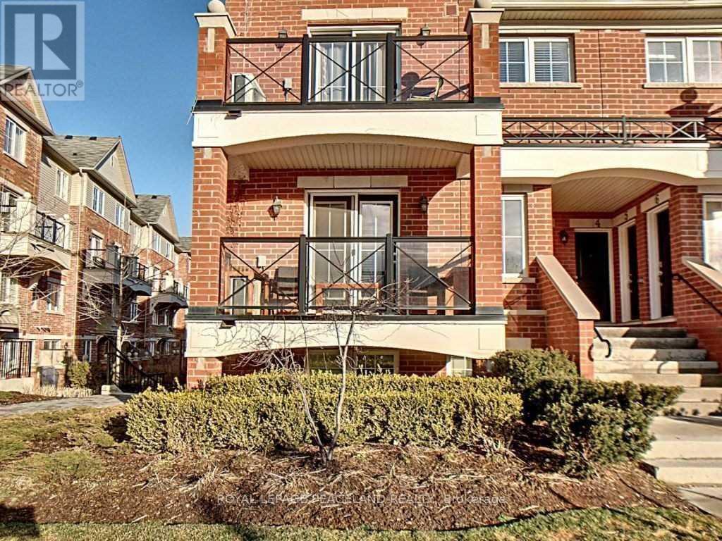 Photo 1 of 1 15 Hays 1 Boulevard, Oakville ON