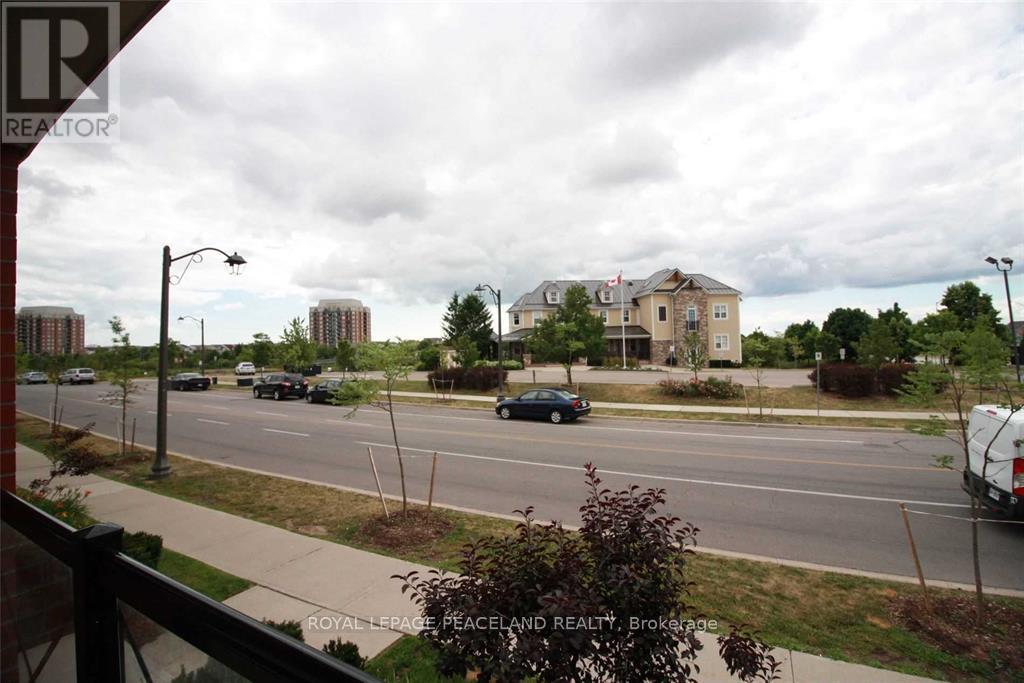 Photo 12 of 1 15 Hays 1 Boulevard, Oakville ON
