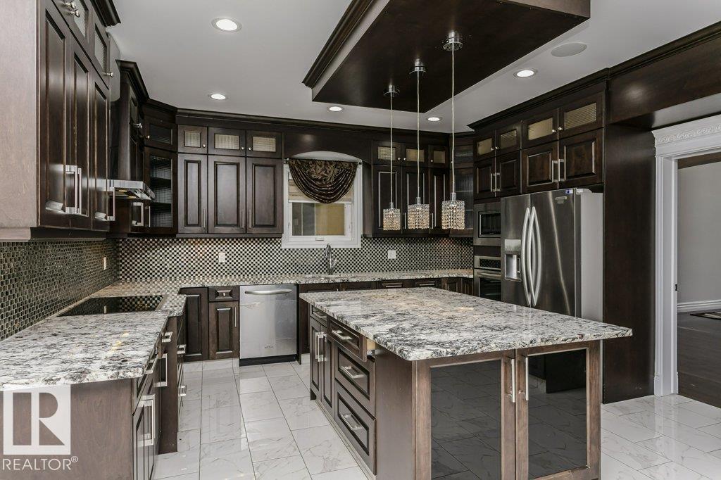Photo 23 of 1005 Wildwood Co Nw, Edmonton AB