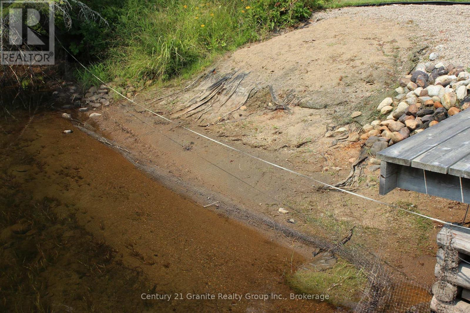 Photo 39 of 1082 Green Lake Road, Algonquin Highlands ON