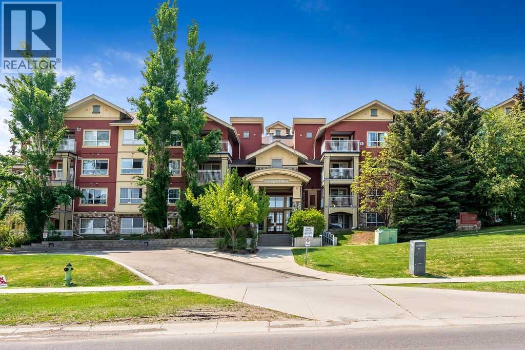 Single Family House for Sale in   Richard Road SW Lincoln Park Calgary 