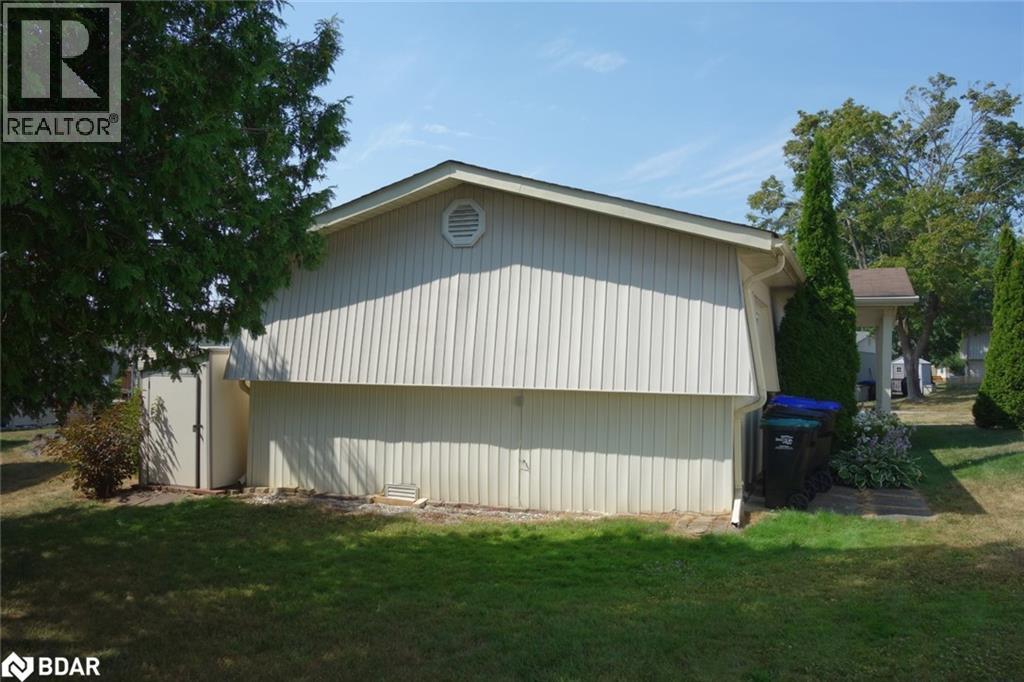 Photo 22 of 23 Mimosa Crescent, Innisfil ON