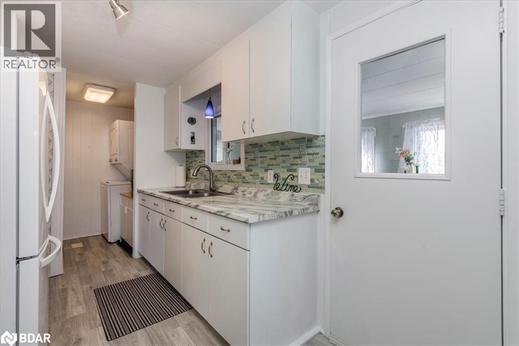 Photo 3 of 23 Mimosa Crescent, Innisfil ON