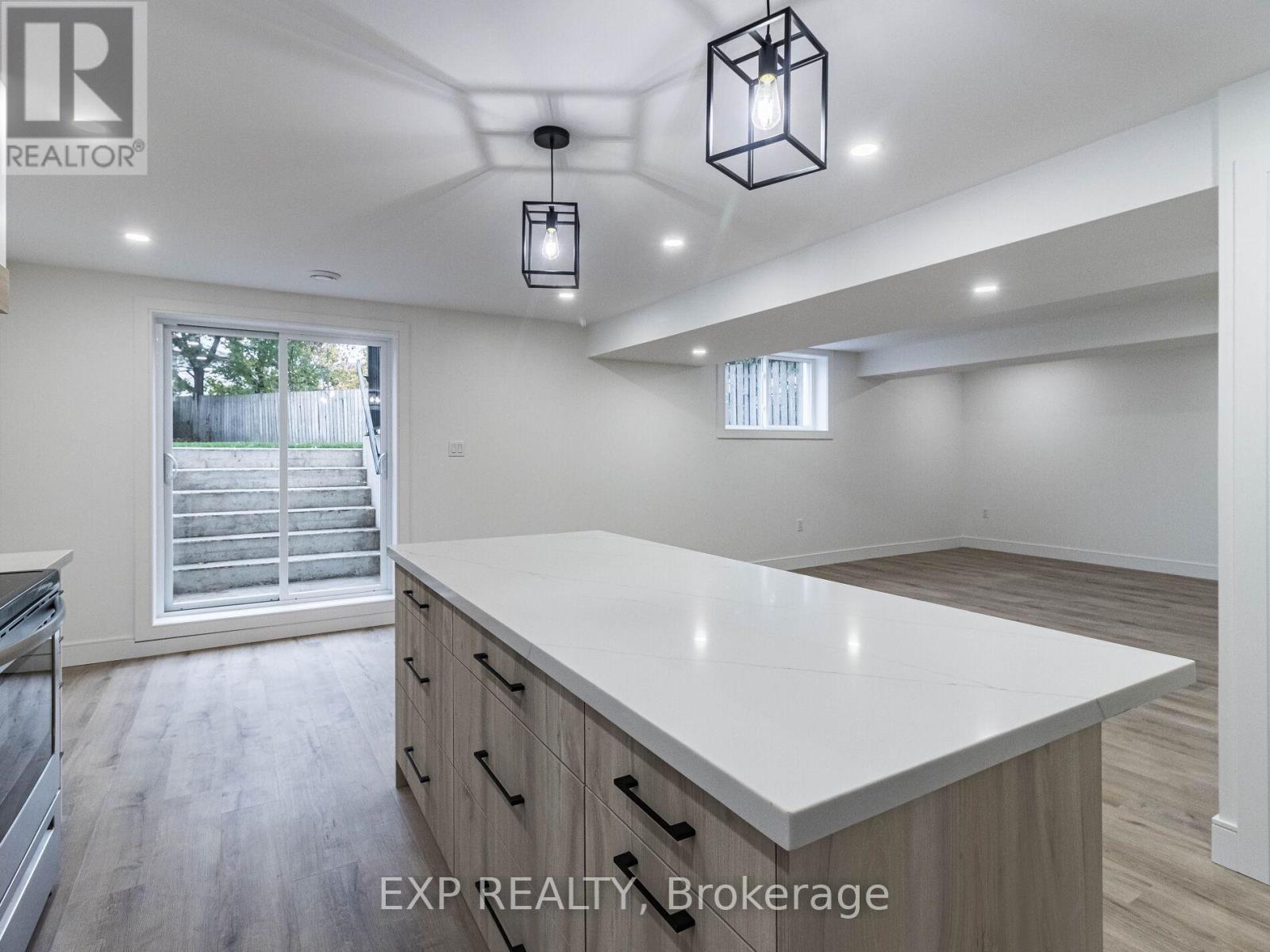 Photo 12 of Lower Level 3278 Trevor Court, Mississauga ON