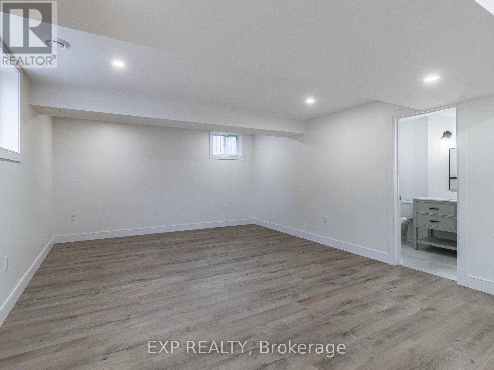Photo 13 of Lower Level 3278 Trevor Court, Mississauga ON