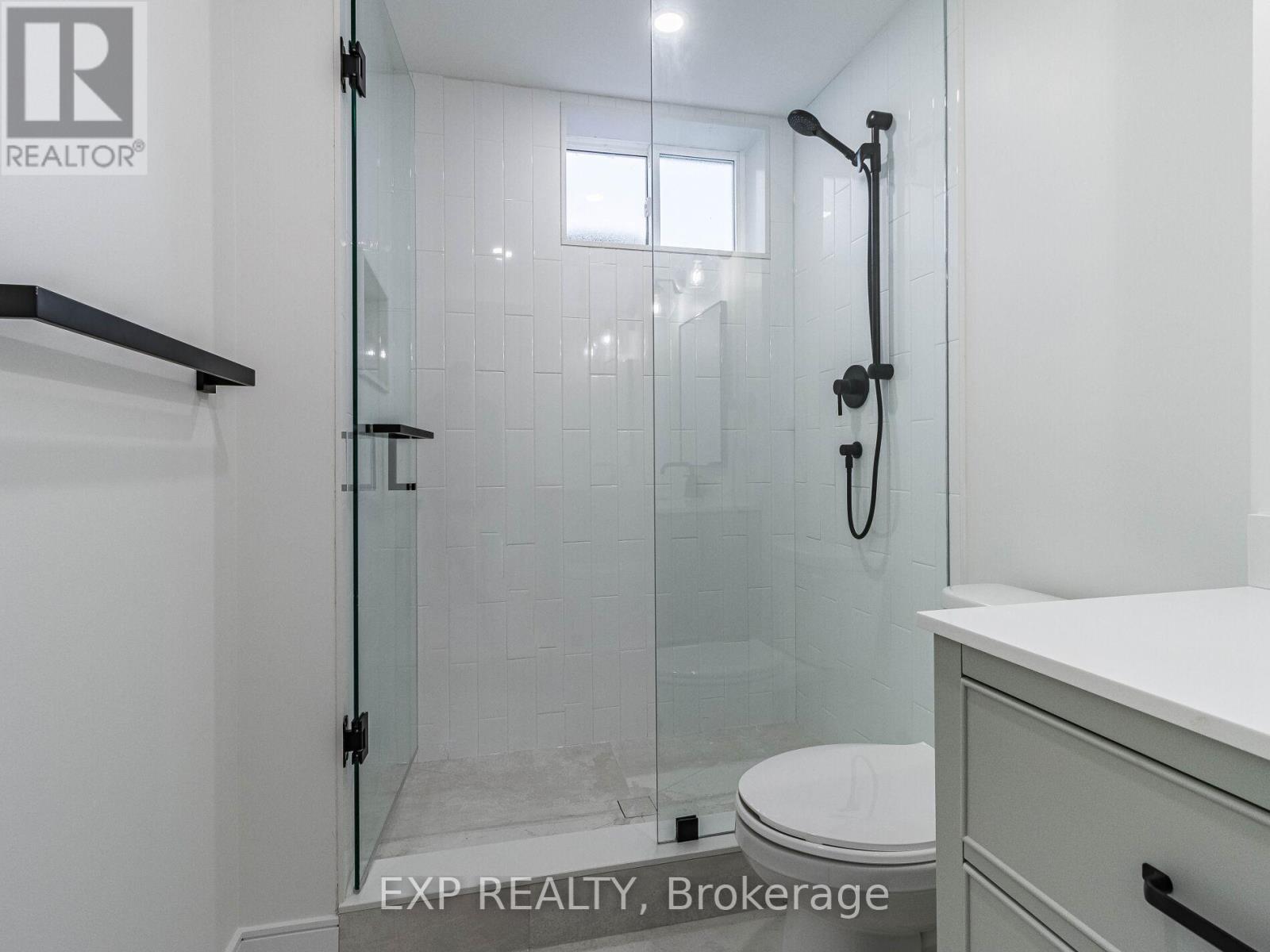 Photo 27 of Lower Level 3278 Trevor Court, Mississauga ON