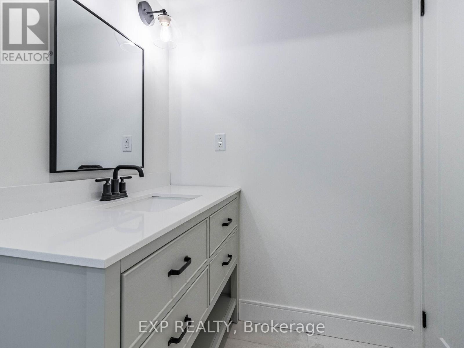 Photo 28 of Lower Level 3278 Trevor Court, Mississauga ON