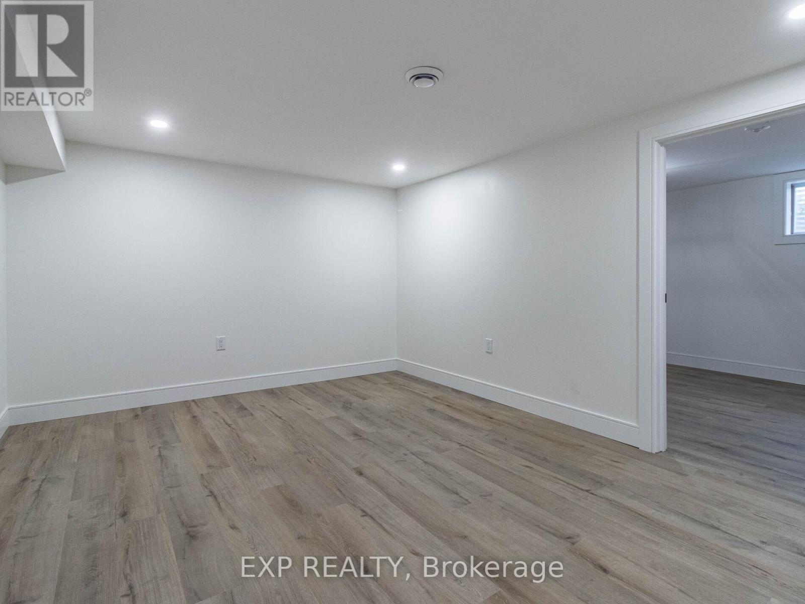 Photo 30 of Lower Level 3278 Trevor Court, Mississauga ON
