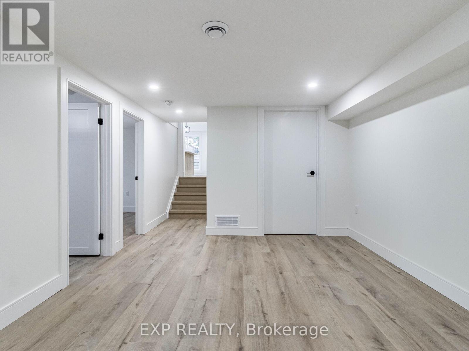 Photo 31 of Lower Level 3278 Trevor Court, Mississauga ON