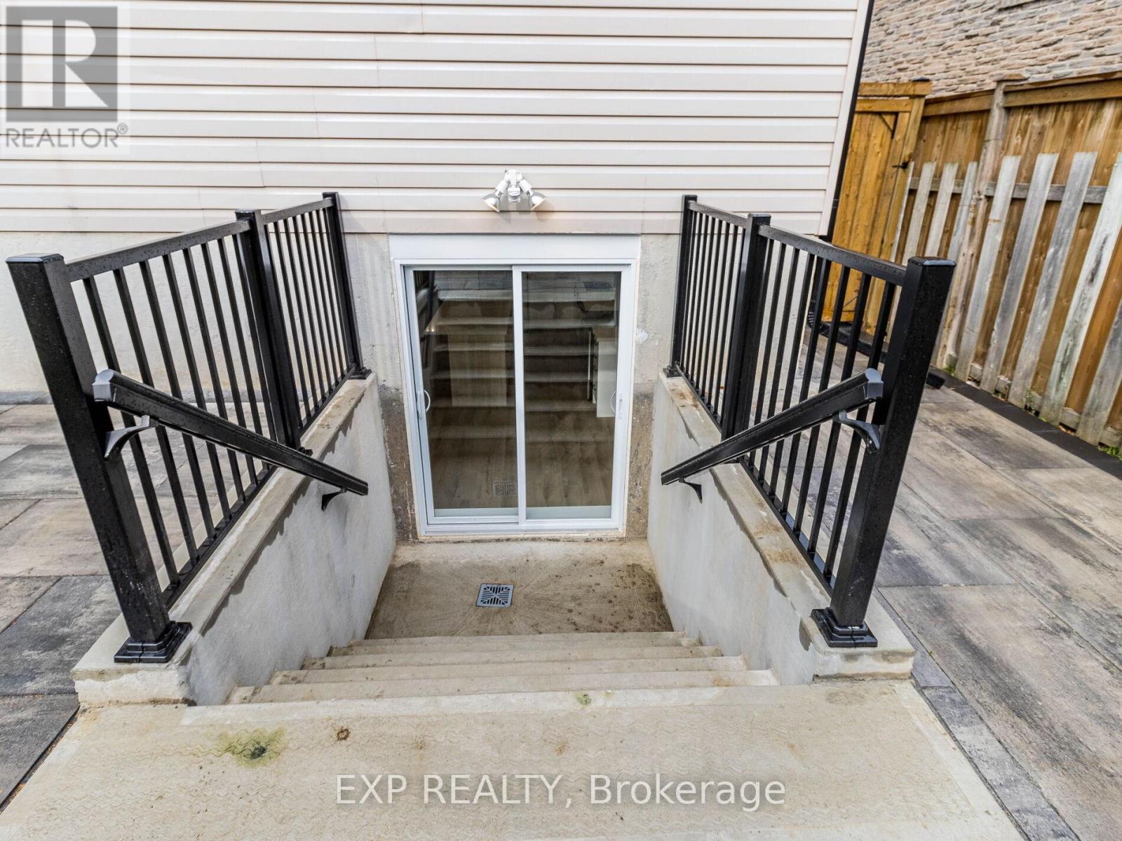 Photo 45 of Lower Level 3278 Trevor Court, Mississauga ON
