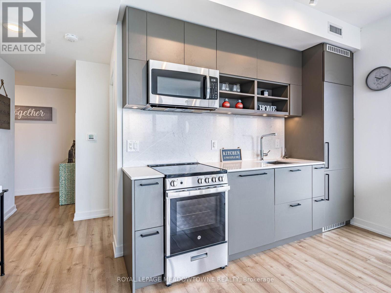 Photo 11 of 2310 135 East Liberty Street, Toronto ON