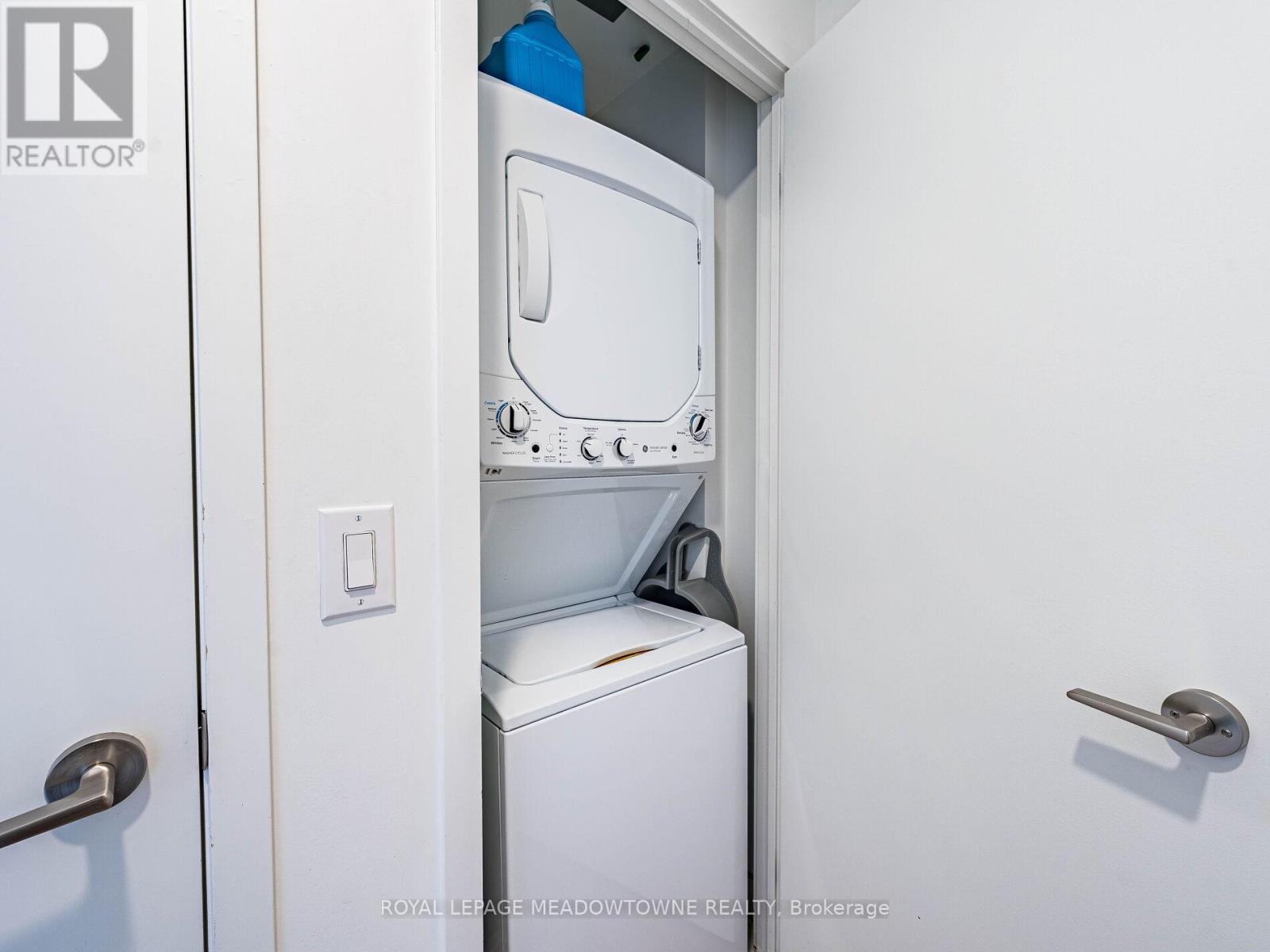 Photo 12 of 2310 135 East Liberty Street, Toronto ON