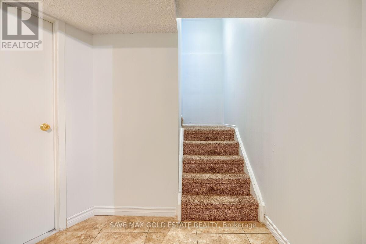 Photo 21 of 1 125 Sekura Crescent, Cambridge ON