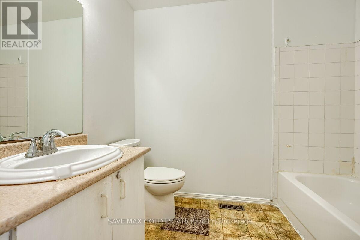Photo 19 of 1 125 Sekura Crescent, Cambridge ON