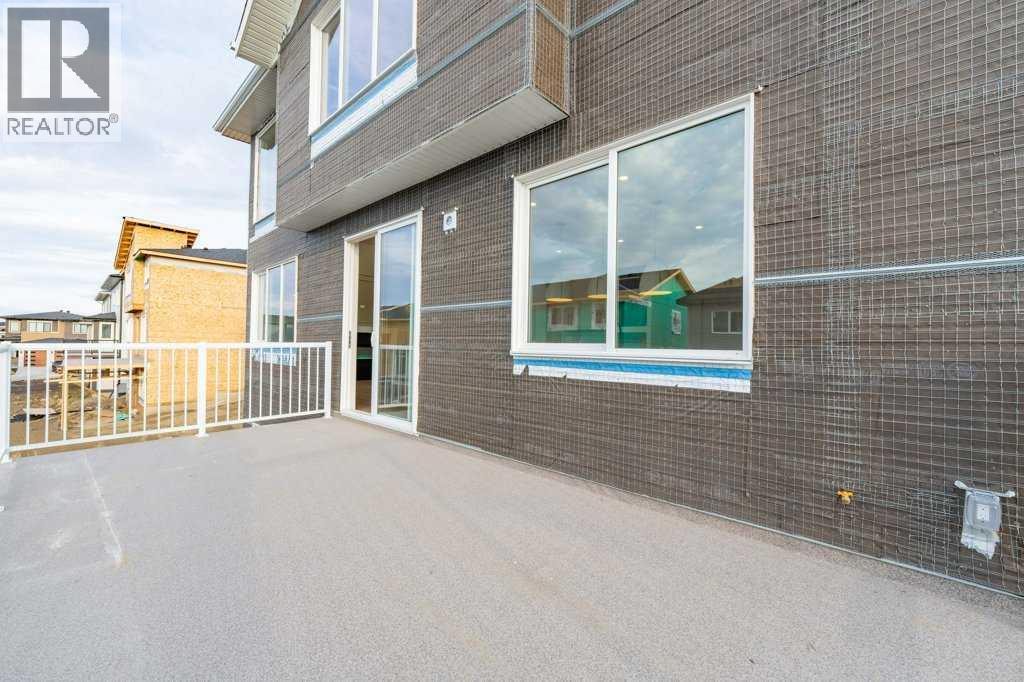 Photo 25 of 351 Waterford Grove, Chestermere AB