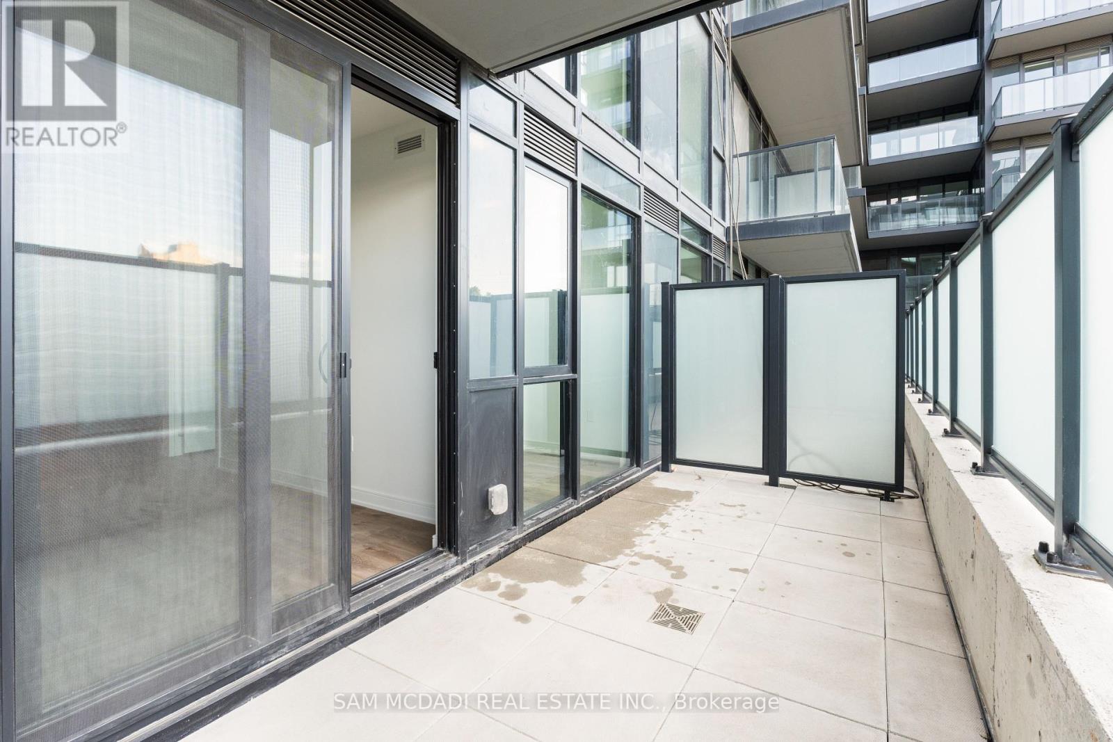 Photo 20 of 229 89 Dundas Street, Mississauga ON