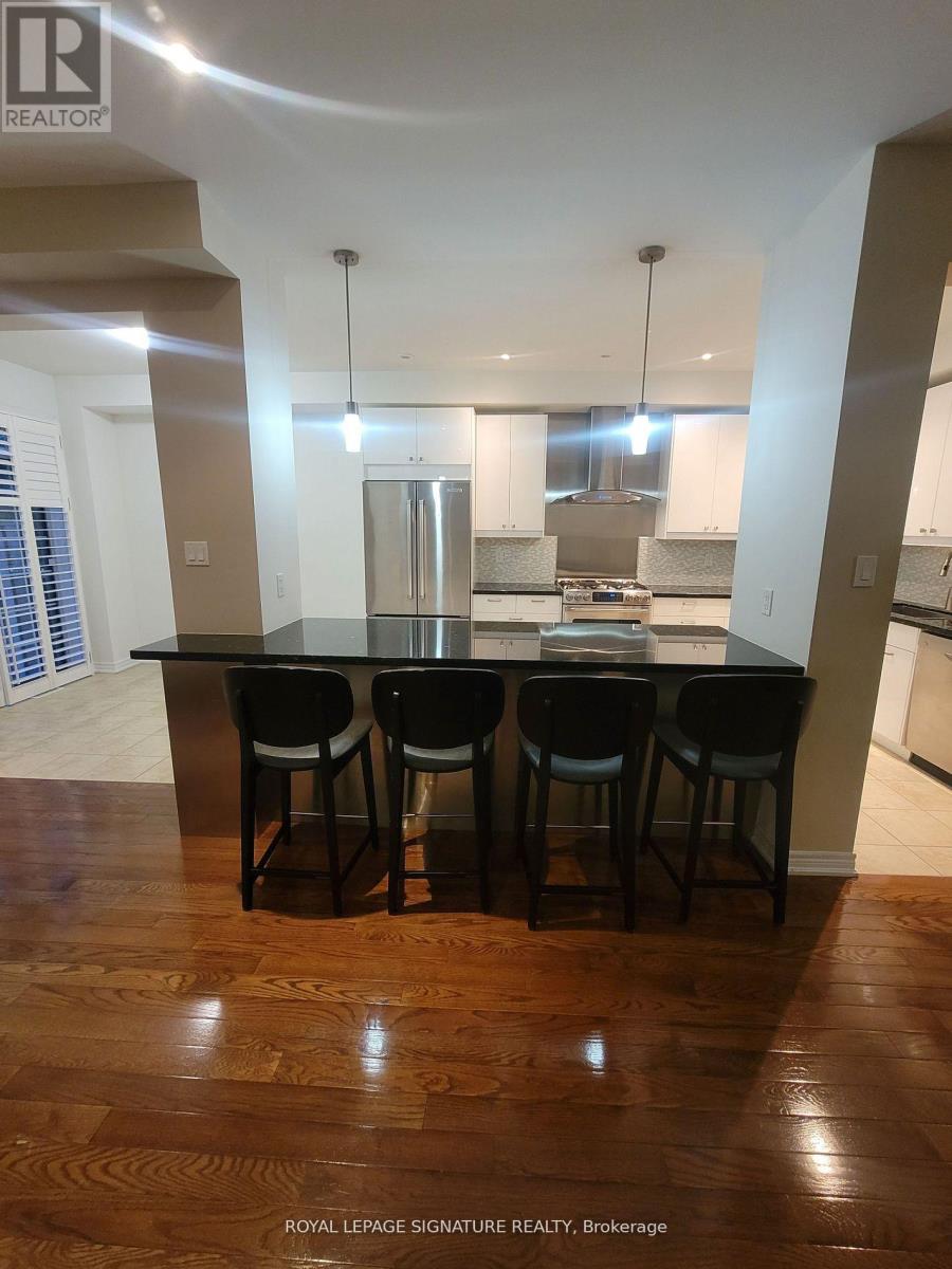 Photo 24 of 31 1633 Northmount Avenue W, Mississauga ON