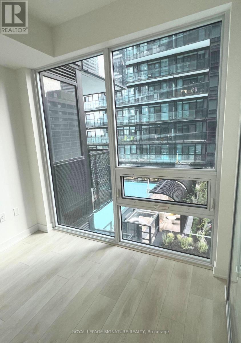 Photo 15 of 1102 117 Broadway Avenue, Toronto ON