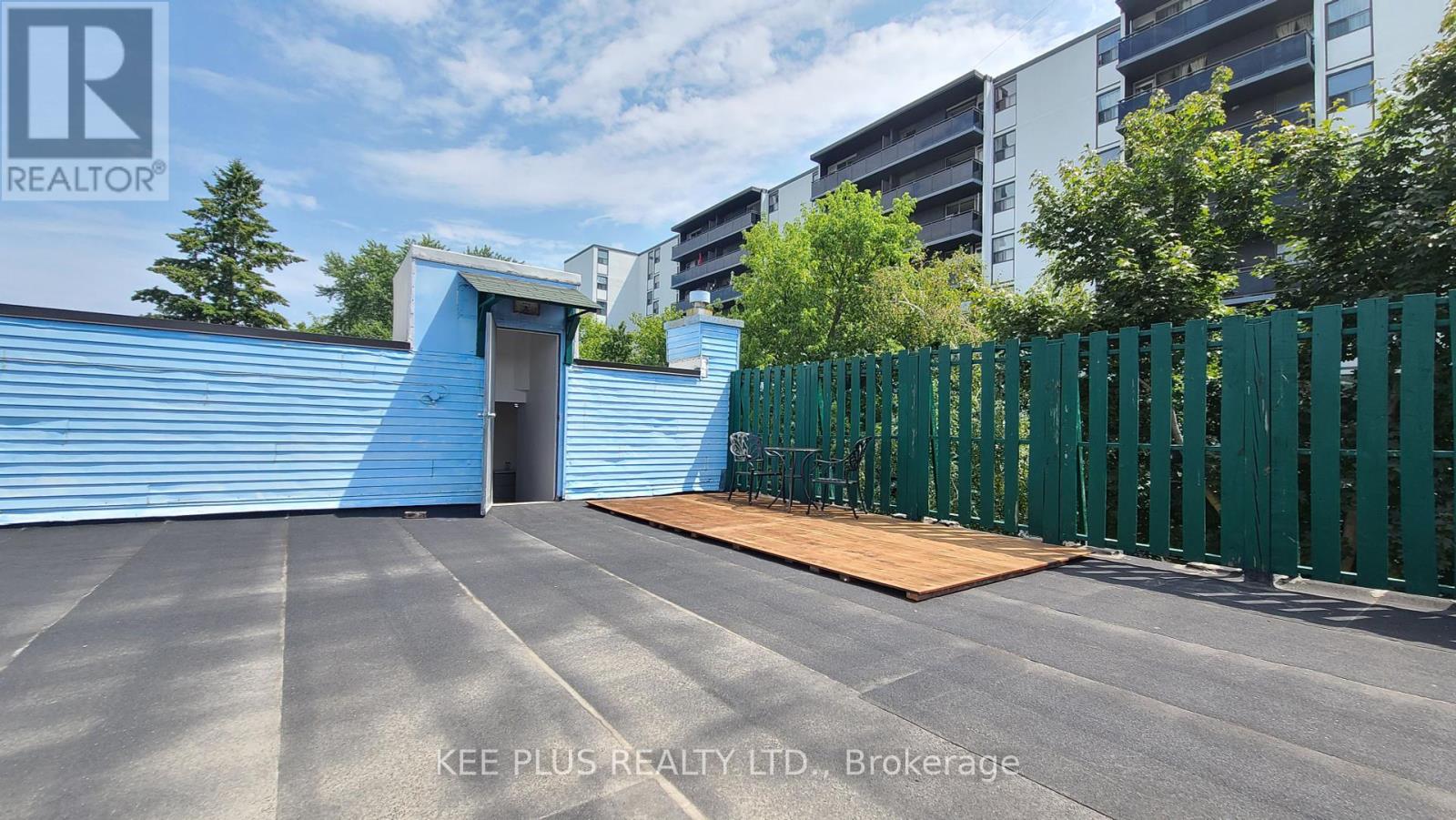 Photo 4 of 7 B 743 Birchmount Road, Toronto ON