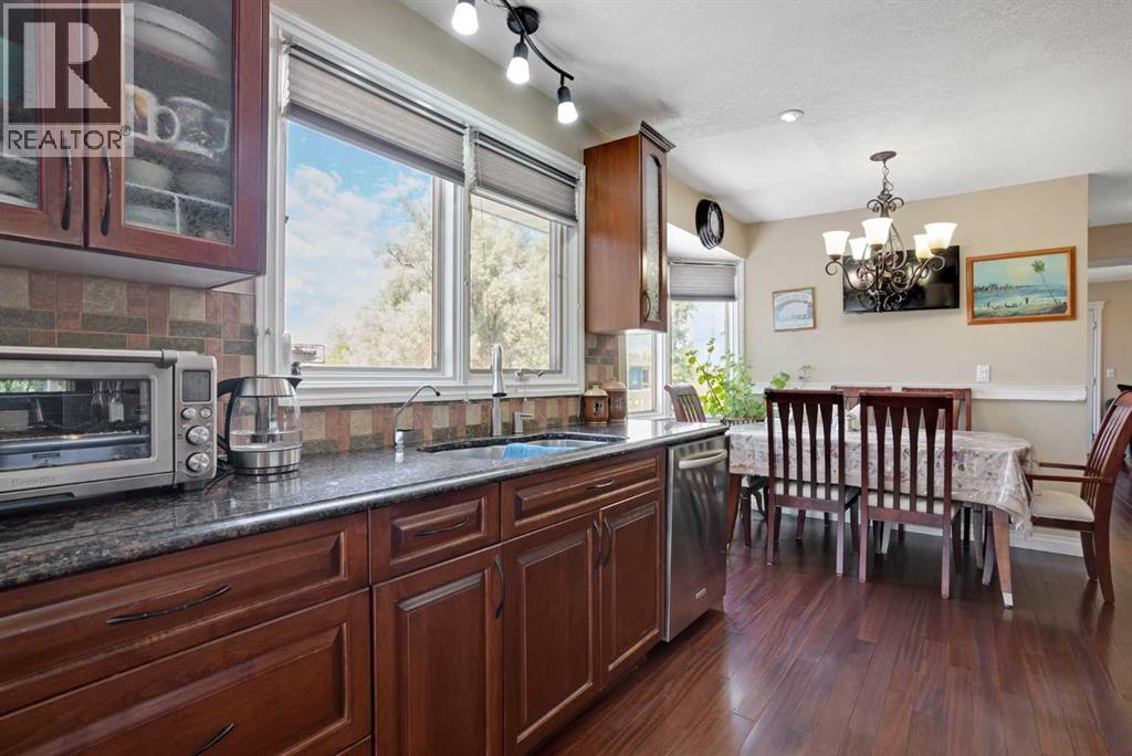 Photo 8 of 56053 Ridgeview Drive E, Rural Foothills County AB