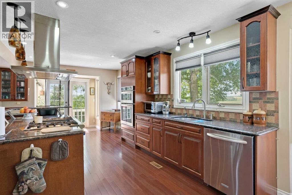 Photo 10 of 56053 Ridgeview Drive E, Rural Foothills County AB