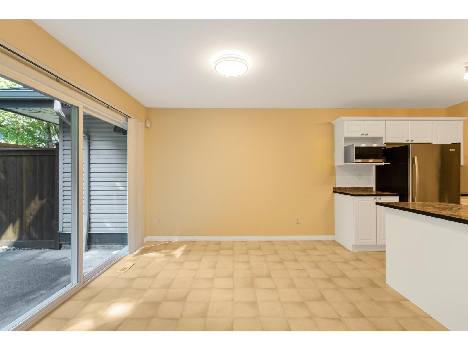 Photo 6 of 33 8111 160 Street, Surrey BC