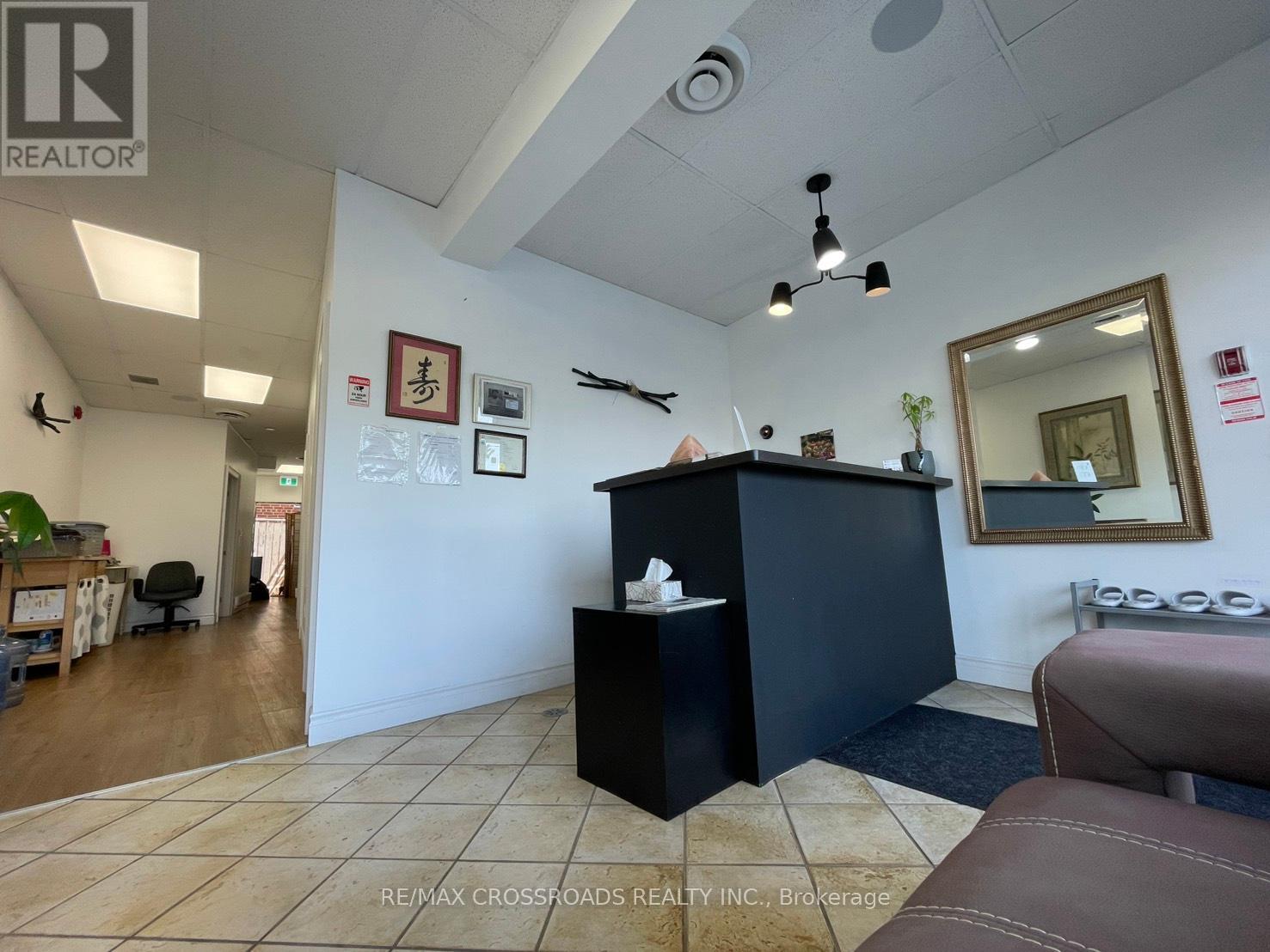 Photo 11 of 1716 Queen St Street E, Toronto ON
