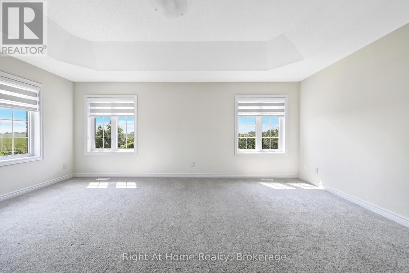 Photo 39 of 226 Broadacre Drive, Kitchener ON