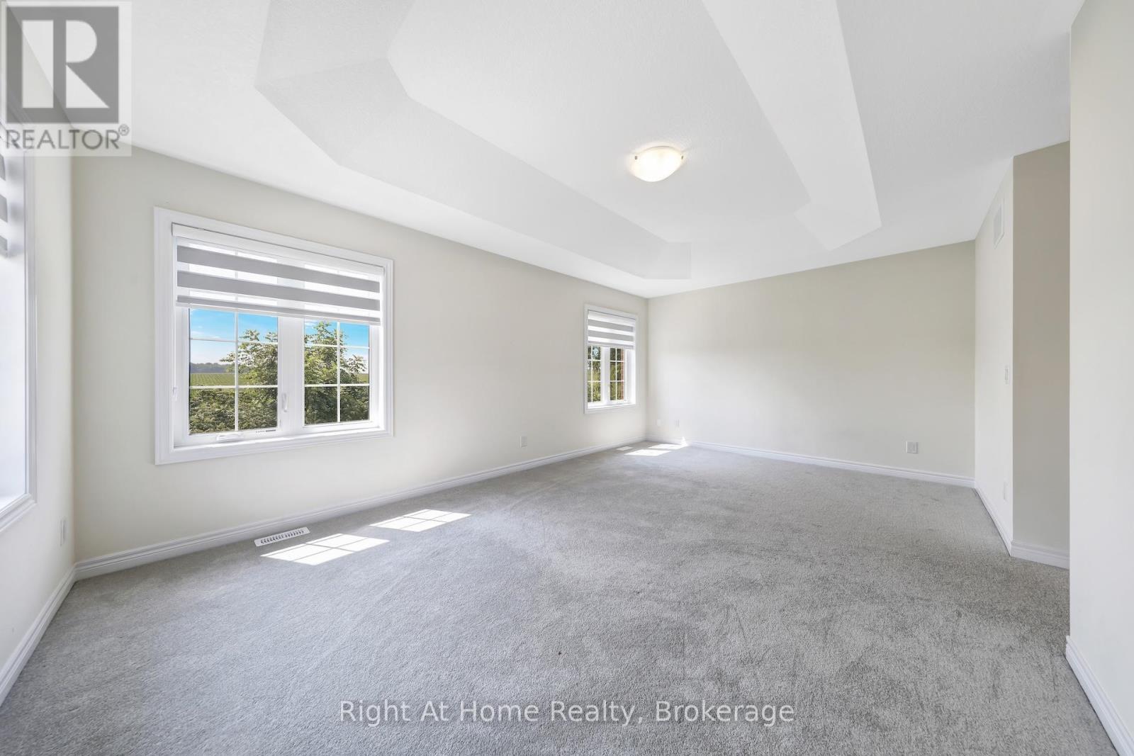 Photo 41 of 226 Broadacre Drive, Kitchener ON