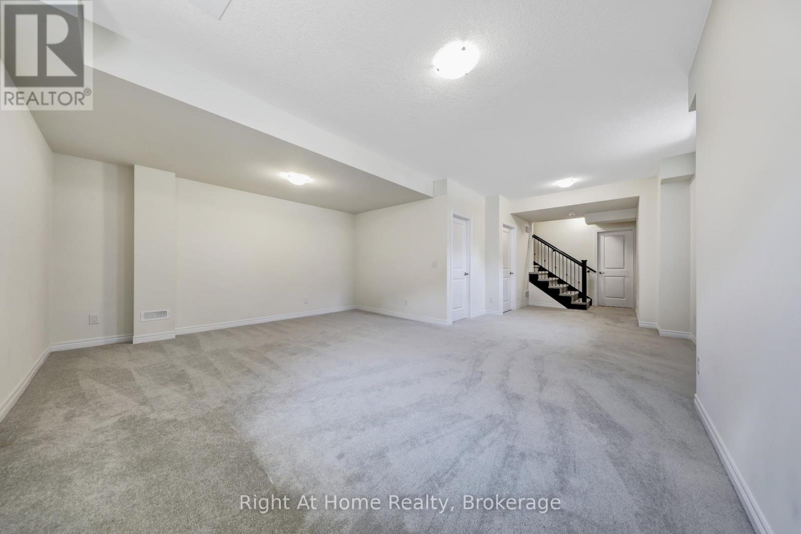 Photo 44 of 226 Broadacre Drive, Kitchener ON