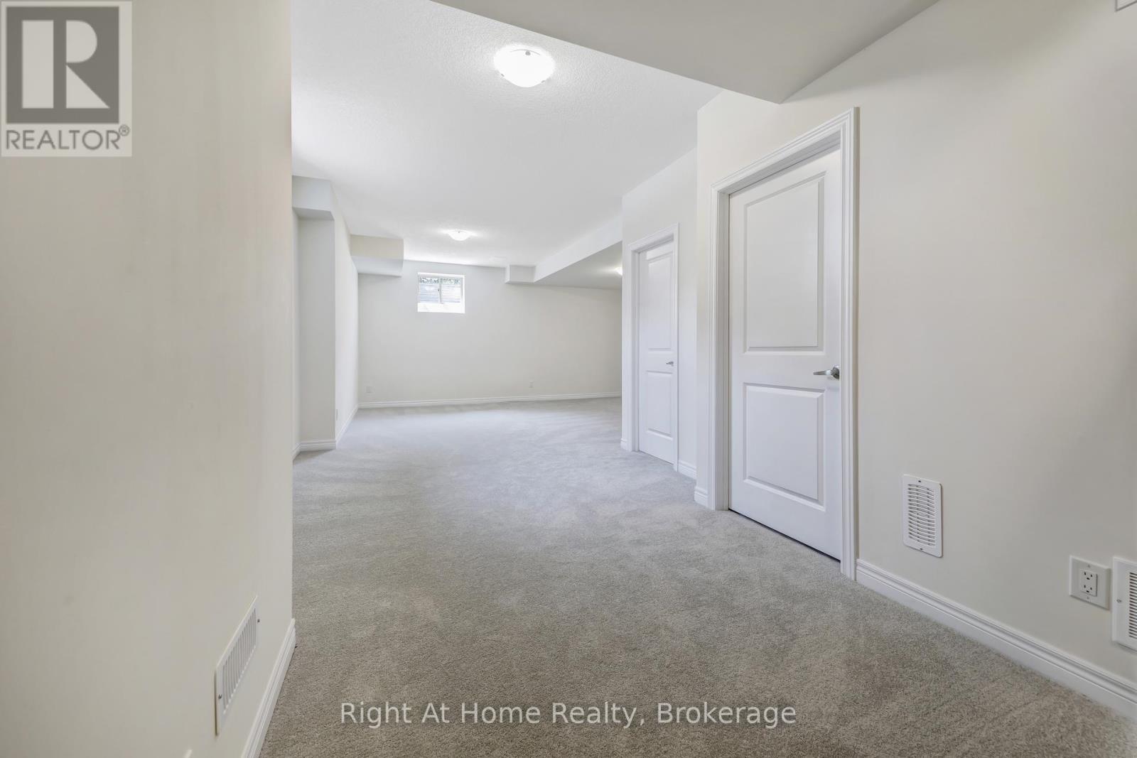 Photo 47 of 226 Broadacre Drive, Kitchener ON