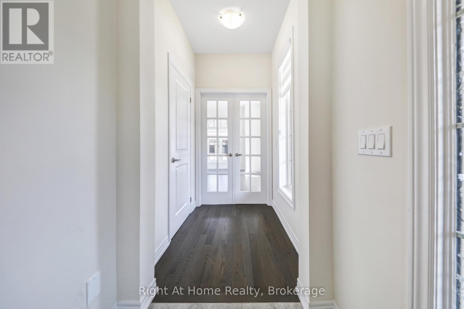 Photo 6 of 226 Broadacre Drive, Kitchener ON