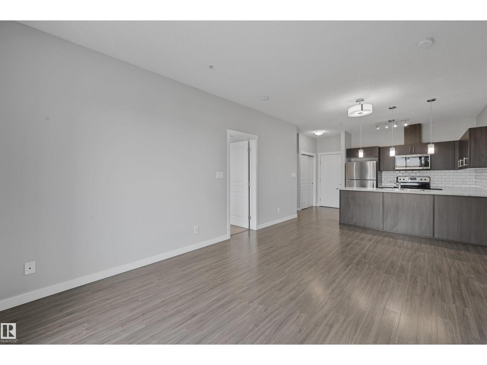 Photo 8 of 405 812 Welsh Dr Sw, Edmonton AB