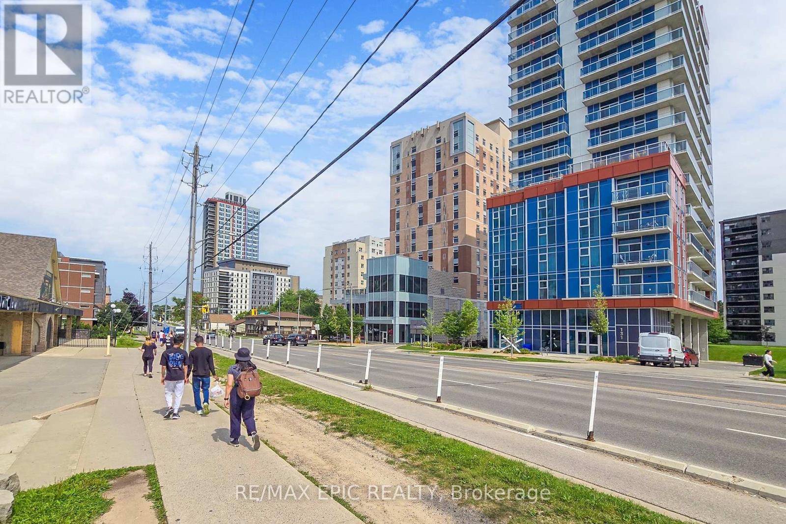 Photo 8 of 1 B 140 University Avenue W, Waterloo ON