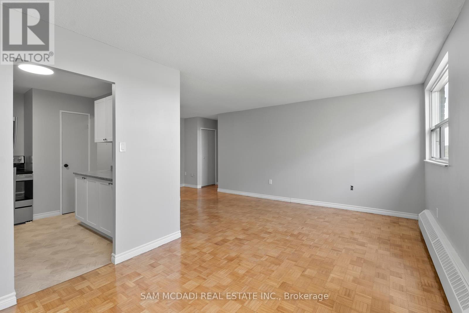 Photo 6 of 503 47 Munroe Street, Cobourg ON