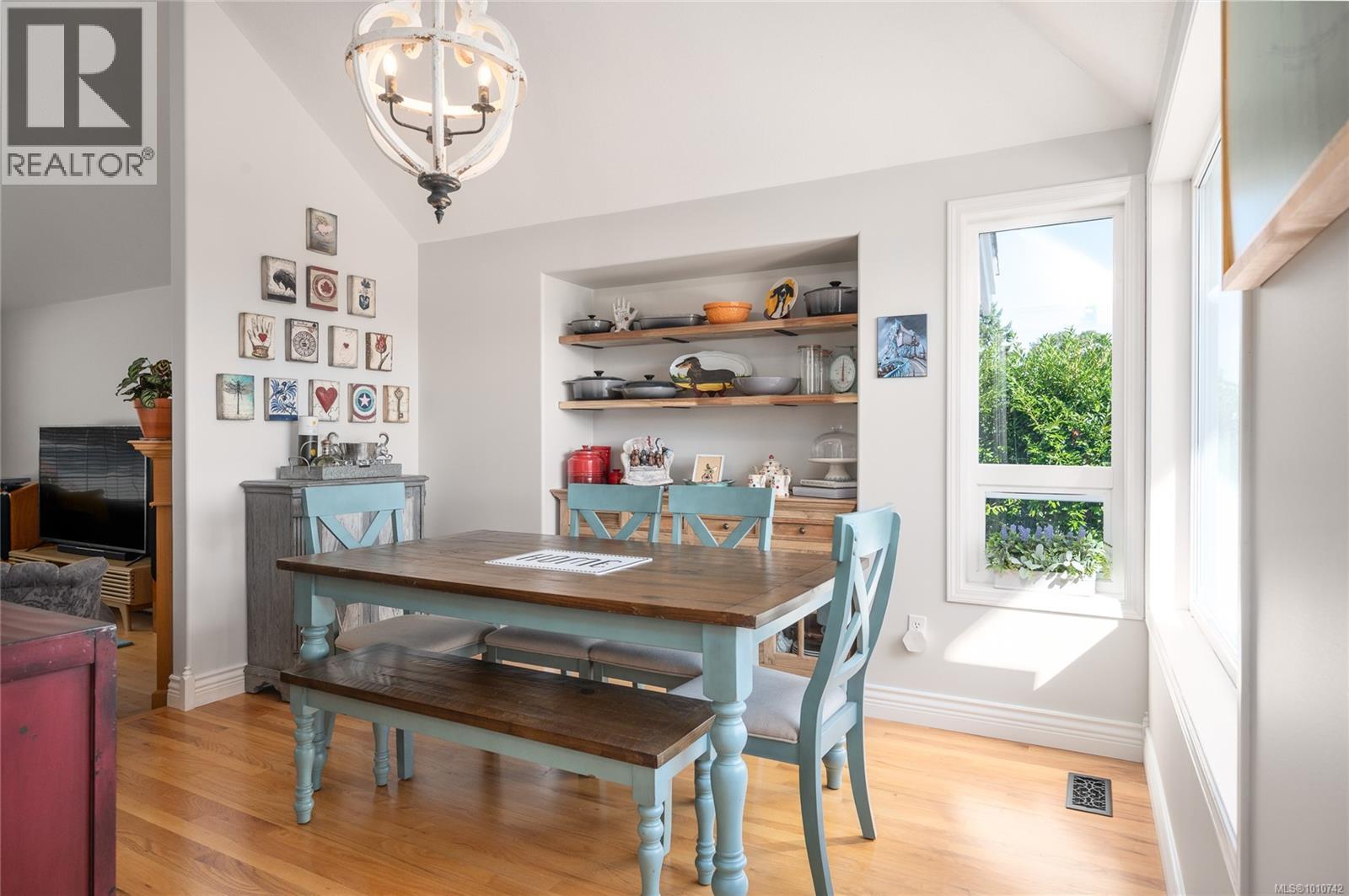 Photo 13 of 10091 View St, Chemainus BC