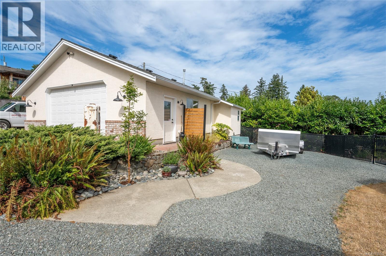 Photo 60 of 10091 View St, Chemainus BC