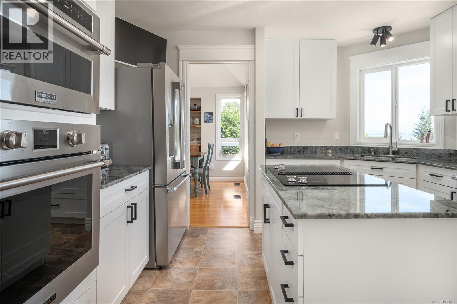 Photo 15 of 10091 View St, Chemainus BC