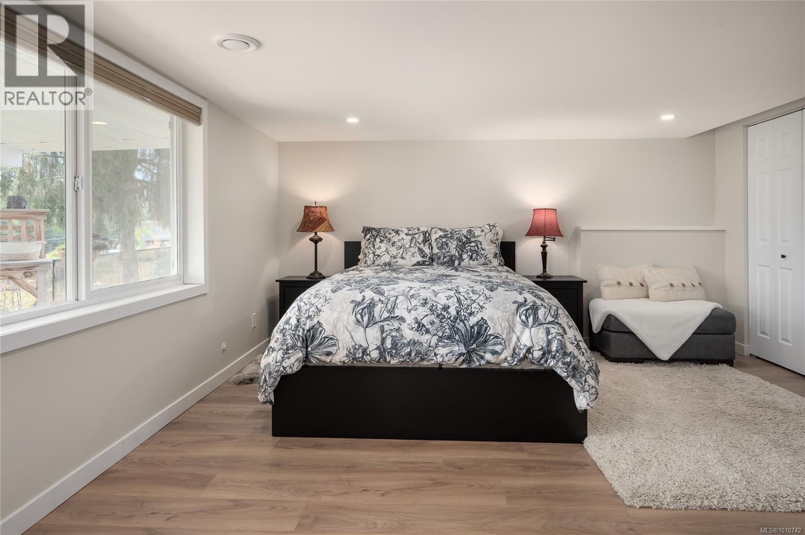 Photo 56 of 10091 View St, Chemainus BC
