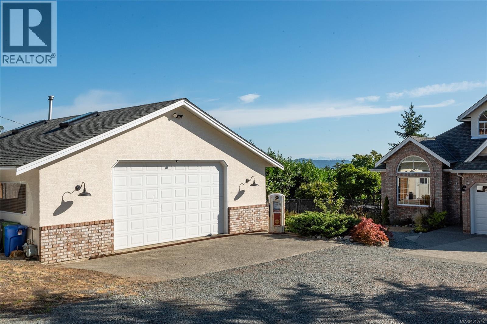 Photo 66 of 10091 View St, Chemainus BC