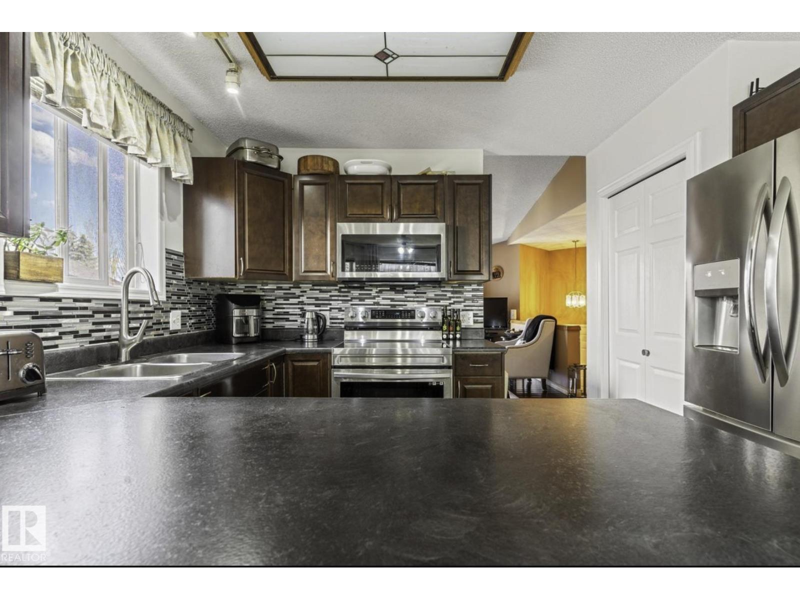 Photo 29 of 4030 37 A Avenue Nw, Edmonton AB