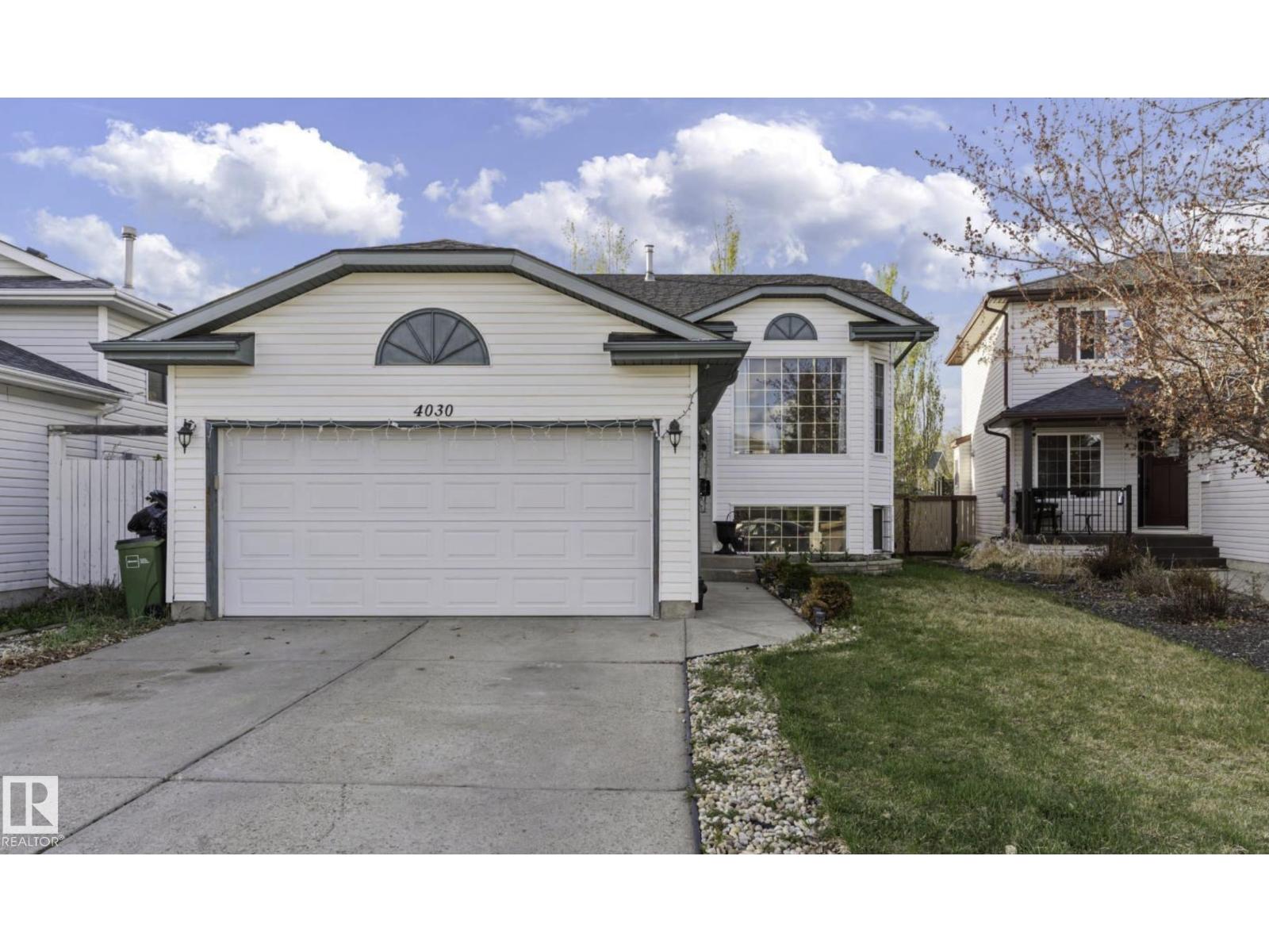 Photo 17 of 4030 37 A Avenue Nw, Edmonton AB