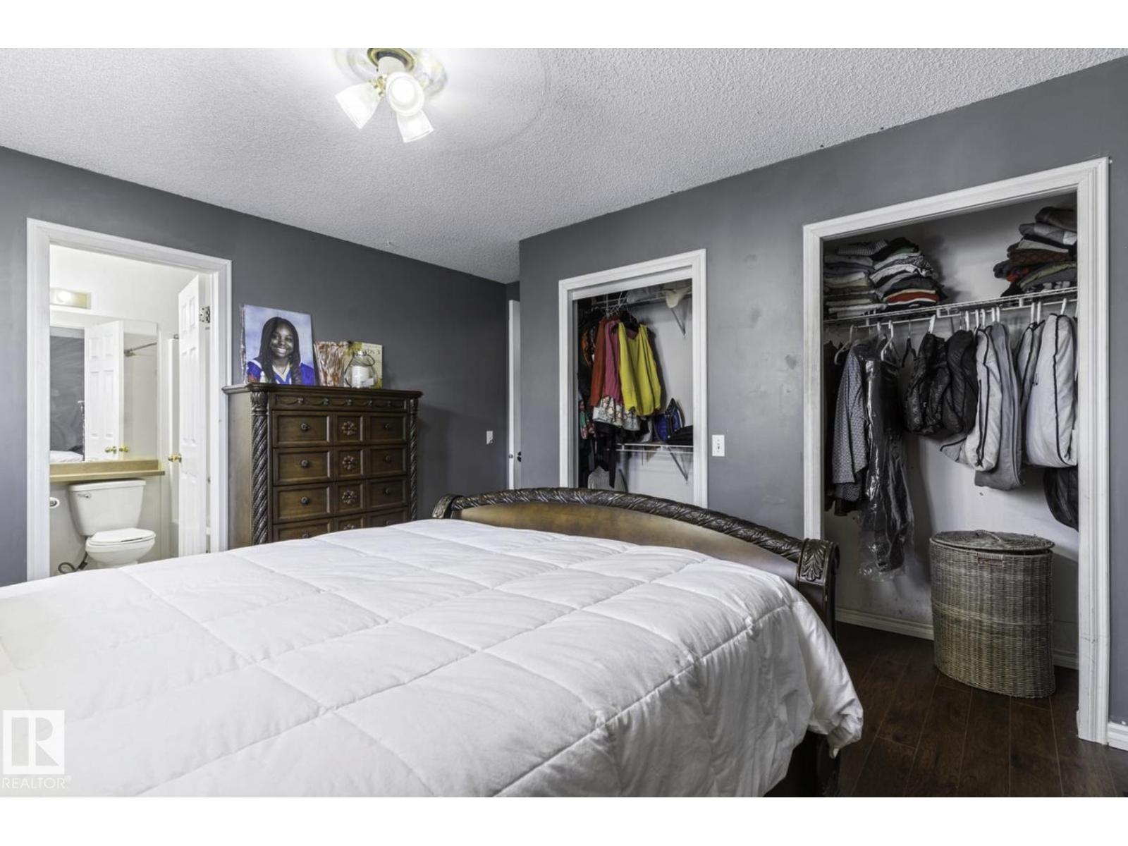 Photo 15 of 4030 37 A Avenue Nw, Edmonton AB