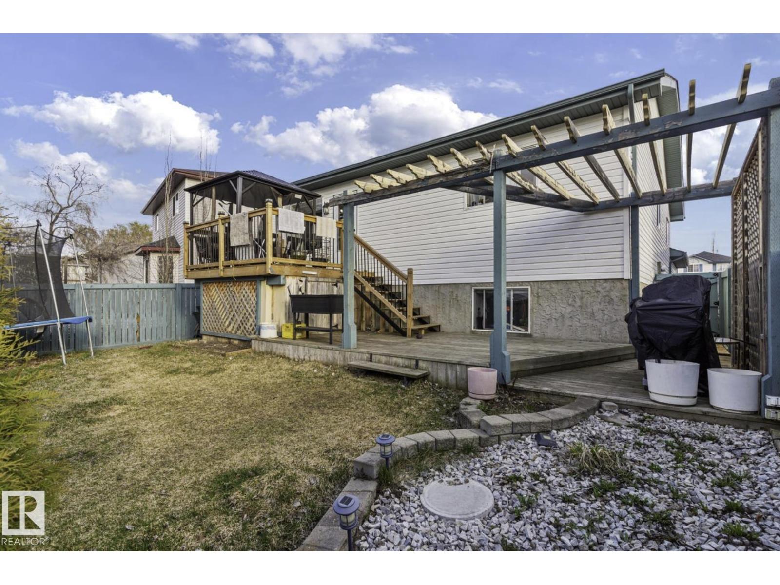 Photo 38 of 4030 37 A Avenue Nw, Edmonton AB