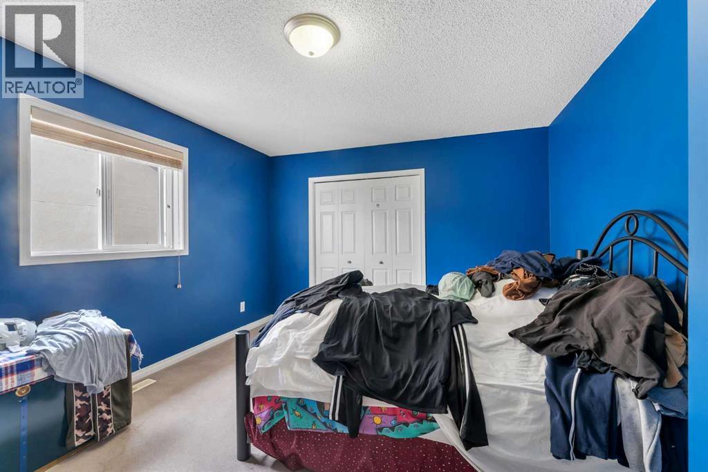 Photo 33 of 23 Marthas Way Ne, Calgary AB
