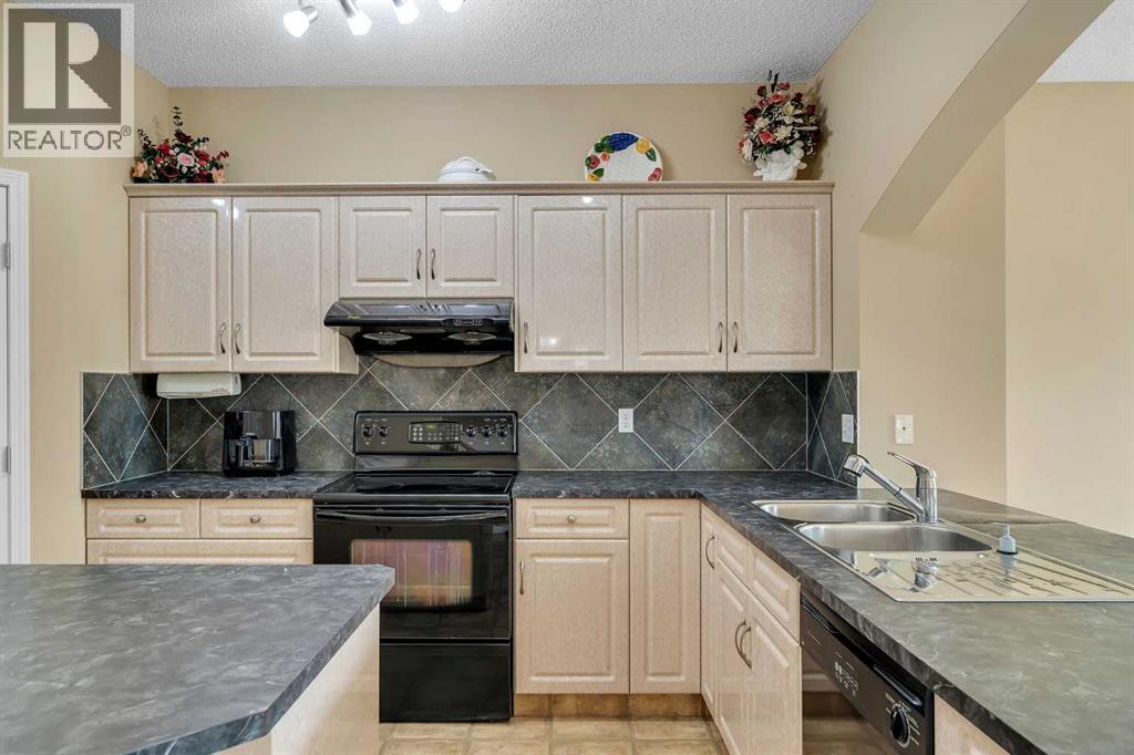 Photo 24 of 23 Marthas Way Ne, Calgary AB