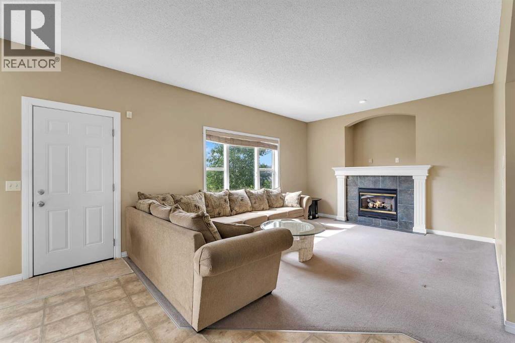 Photo 16 of 23 Marthas Way Ne, Calgary AB