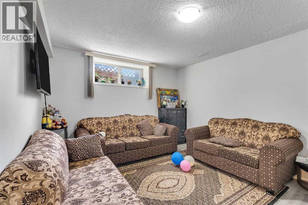 Photo 45 of 23 Marthas Way Ne, Calgary AB