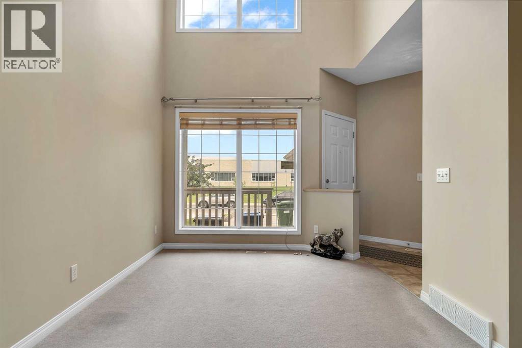 Photo 12 of 23 Marthas Way Ne, Calgary AB